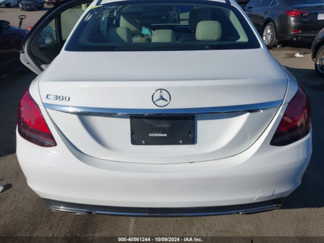 W1KWF8DBXMR626780 Mercedes-Benz C 300 Sedan