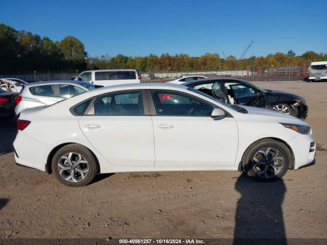 3KPF24AD9KE027771 KIA Forte Lxs