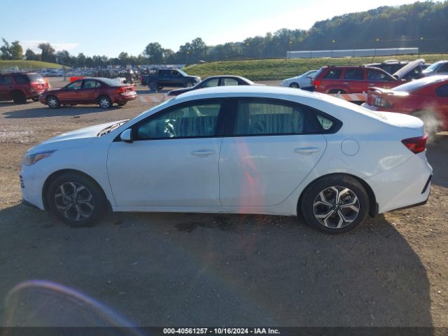 3KPF24AD9KE027771 KIA Forte Lxs