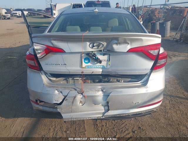 Hyundai SONATA SE 2016 5NPE24AFXGH355085 Image 6