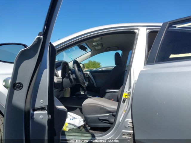 JTMZFREV7FJ030503 Toyota RAV4 LE