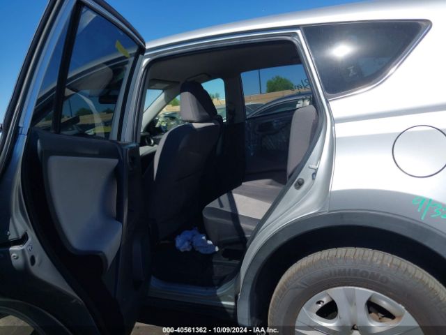 JTMZFREV7FJ030503 Toyota RAV4 LE