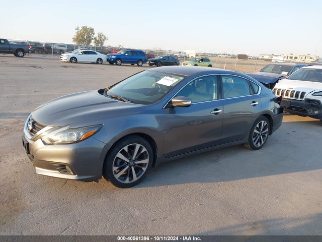 Nissan Altima 2.5 Sr 2017 1N4AL3AP6HC222194 Image 2
