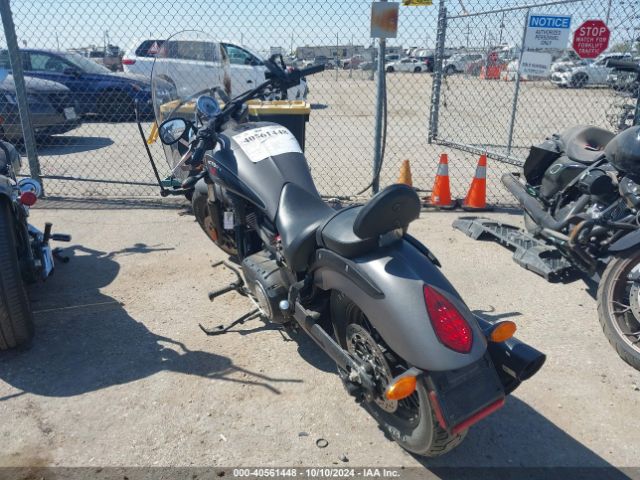 2015 VICTORY MOTORCYCLES GUNNER 5VPLB36N5F3036688 Photo 2