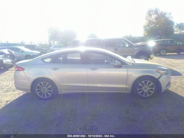 3FA6P0HD9HR249590 Ford FUSION SE