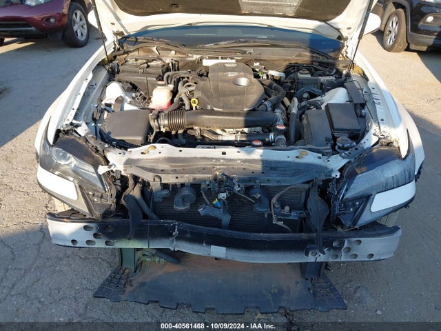 Lexus GS 200T 2016 JTHBA1BL9GA001055 Image 10