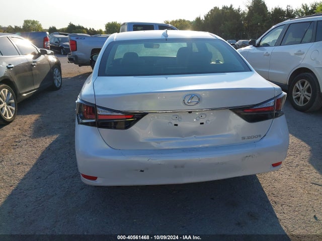 Lexus GS 200T 2016 JTHBA1BL9GA001055 Image 16