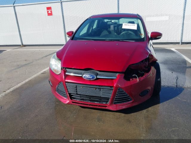 1FADP3F22EL145317 Ford FOCUS SE