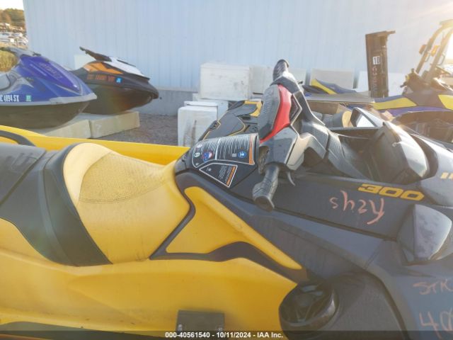 2022 SEA DOO RXT-300 YDV44257L122      Photo 4