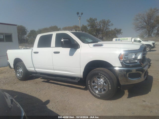3C6UR5CJXRG179205 RAM 2500 Tradesman  4x4 6'4 Box