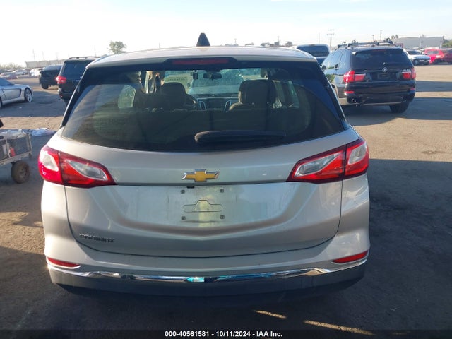Chevrolet EQUINOX LS 2018 3GNAXHEV8JS562894 Image 16