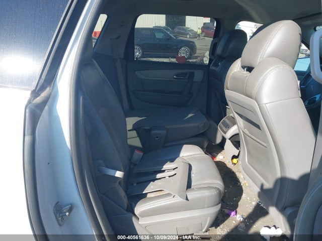 Chevrolet Traverse 2lt 2017 1GNKRHKD3HJ191407 Image 8