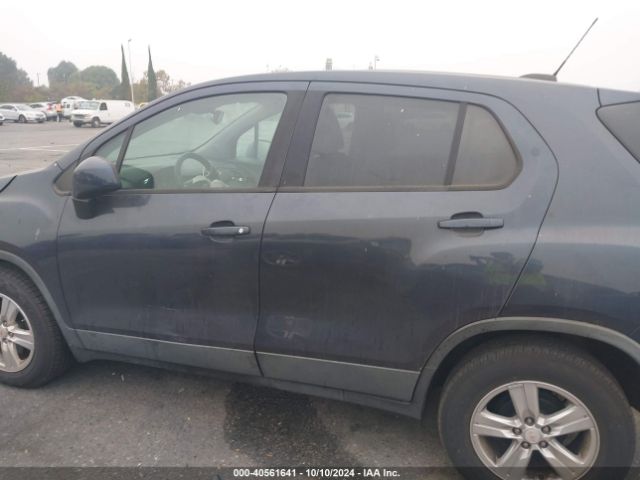 3GNCJKSB3KL257784 Chevrolet TRAX LS