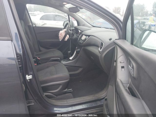 3GNCJKSB3KL257784 Chevrolet TRAX LS