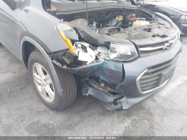 3GNCJKSB3KL257784 Chevrolet TRAX LS