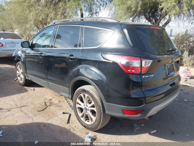 1FMCU9GD5JUD51166 Ford ESCAPE SE