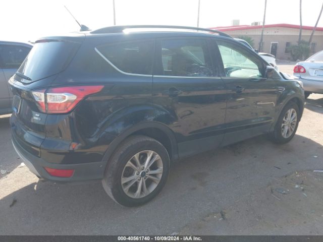 1FMCU9GD5JUD51166 Ford ESCAPE SE