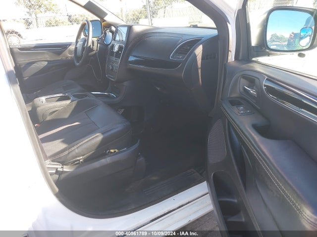2C4RC1HG4FR514549 Chrysler Town & Country S