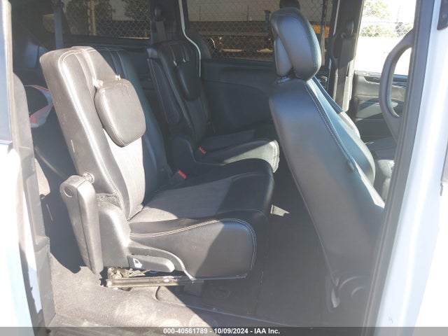 2C4RC1HG4FR514549 Chrysler Town & Country S