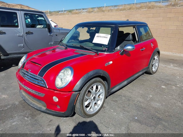2006 MINI COOPER S WMWRE33506TL23146 Photo 1