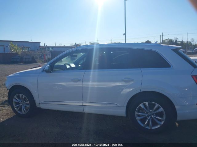 WA1AHAF77KD037575 Audi Q7 45 Premium