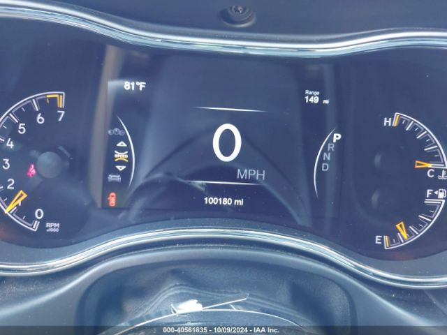 1C4RJFAG6JC200495 Jeep Grand Cherokee Laredo E 4x4