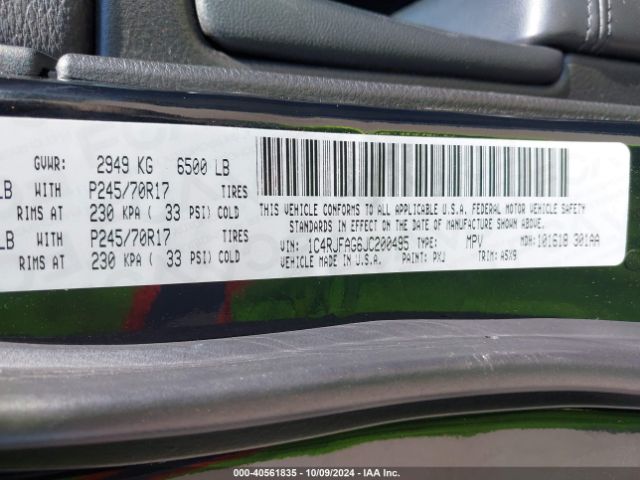 1C4RJFAG6JC200495 Jeep Grand Cherokee Laredo E 4x4