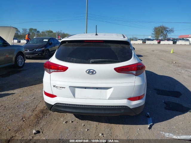 Hyundai TUCSON SE 2018 KM8J23A49JU727760 Image 16