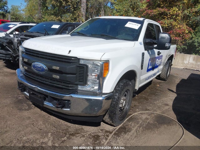 Ford F-250 Xl 2017 1FT7X2A64HEE79613 Image 2