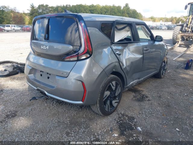 KNDJ53AU0P7854013 KIA Soul Gt-line