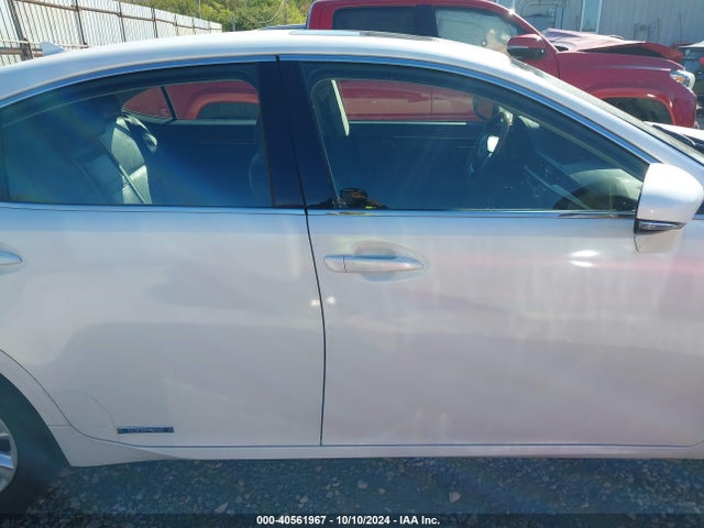 Lexus ES 300H 2014 JTHBW1GG7E2065664 Image 13