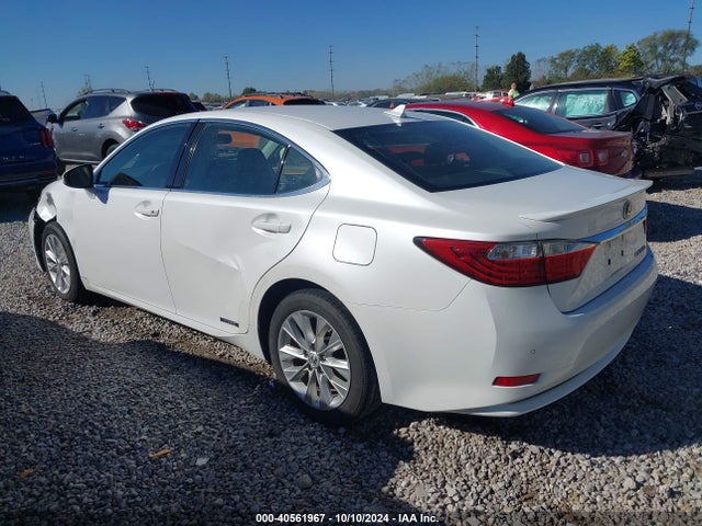 Lexus ES 300H 2014 JTHBW1GG7E2065664 Image 3