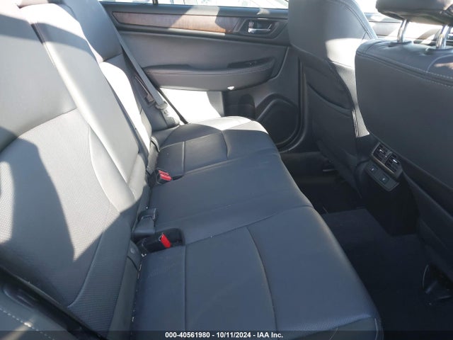 Subaru Outback 2.5i Limited 2016 4S4BSBNC1G3302502 Image 8