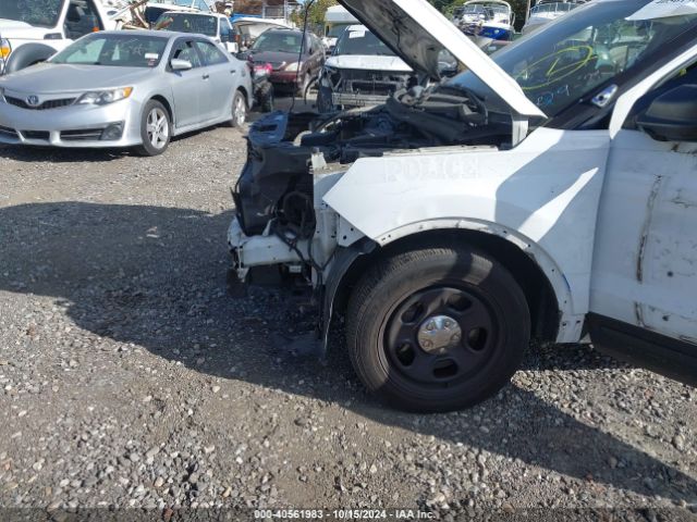 1FM5K8AR3HGD59305 Ford Utility Police Interceptor