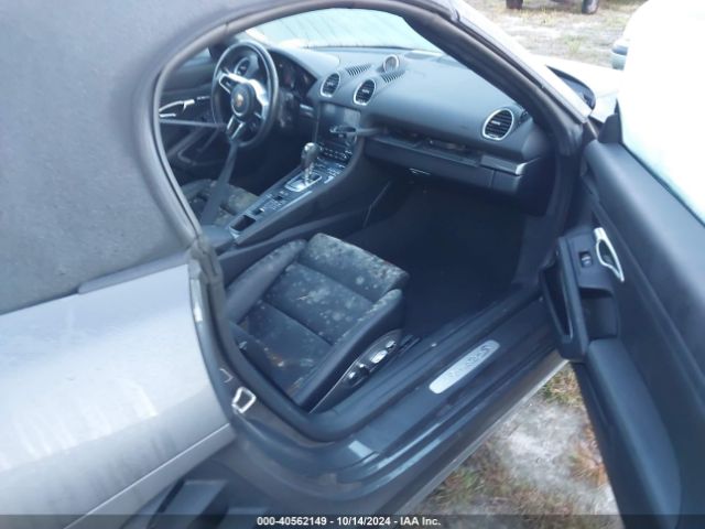 WP0CB2A80KS228434 Porsche 718 Boxster S