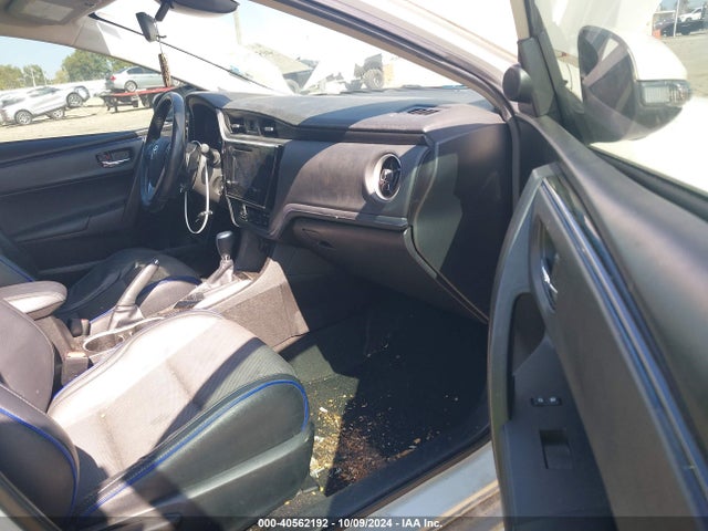 Toyota COROLLA SE 2019 5YFBURHE3KP881660 Image 5