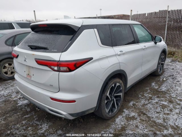 JA4J4UA8XNZ064726 Mitsubishi Outlander Se 2.5