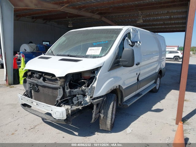Ford Transit-250 2015 1FTNR1ZM1FKA56338 Image 2