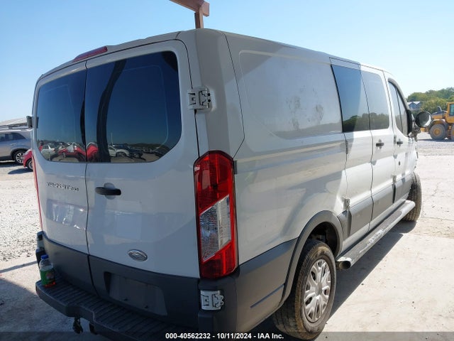 Ford Transit-250 2015 1FTNR1ZM1FKA56338 Image 4