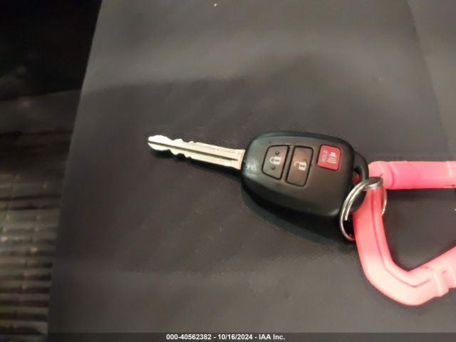 3TMCZ5ANXLM322351 Toyota Tacoma Sr5 V6
