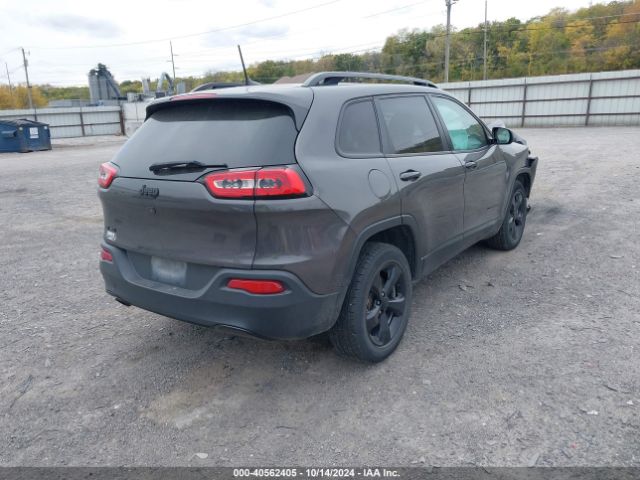 1C4PJMCB7JD599294 Jeep Cherokee Latitude 4x4