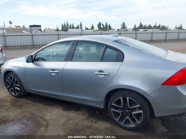 YV126MFL6J2459484 Volvo S60 T5 Dynamic