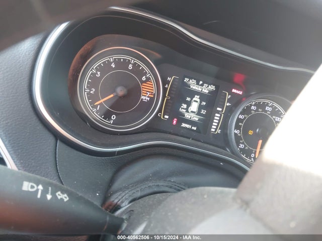1C4PJLCB2MD187511 Jeep Cherokee Latitude Fwd