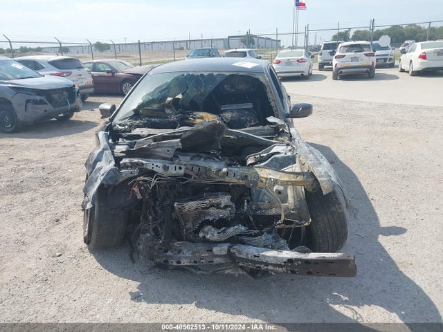 Chrysler 300 300s 2018 2C3CCABT0JH175044 Image 11