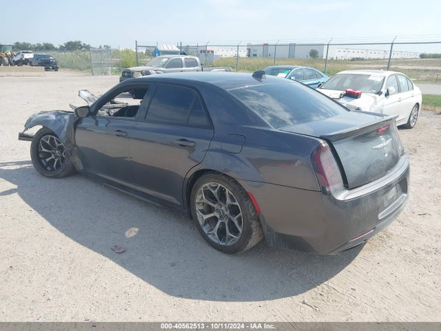 Chrysler 300 300s 2018 2C3CCABT0JH175044 Image 3