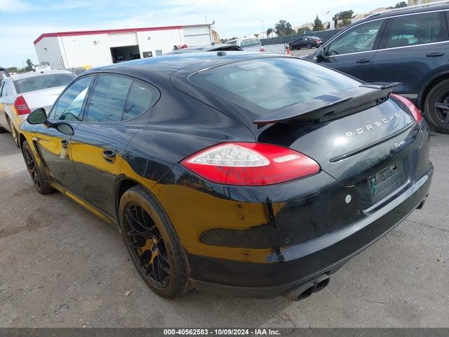 2012 PORSCHE PANAMERA WP0AC2A76CL090728 Photo 2