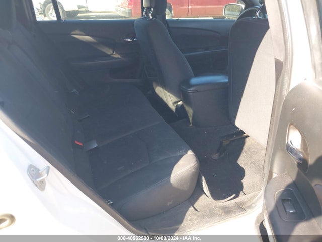 Chrysler 200 LX 2014 1C3CCBAB3EN213927 Image 8