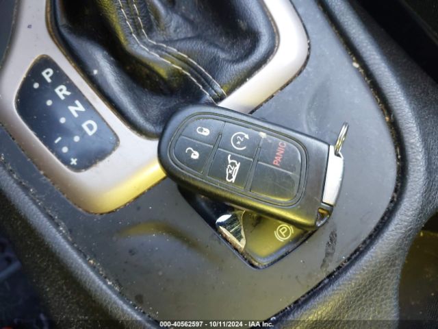 1C4PJMCB2FW544537 Jeep Cherokee Latitude