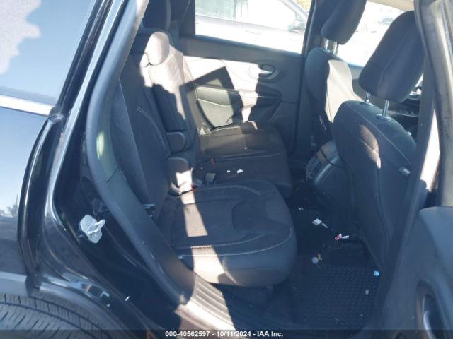 1C4PJMCB2FW544537 Jeep Cherokee Latitude