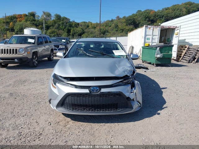 Toyota Corolla Hybrid Le 2021 JTDEAMDE0MJ015033 Image 13